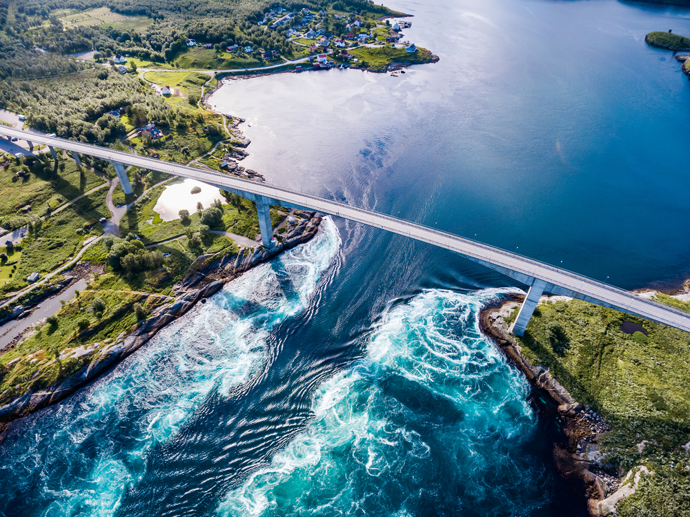 Saltstraumen by bus Photo